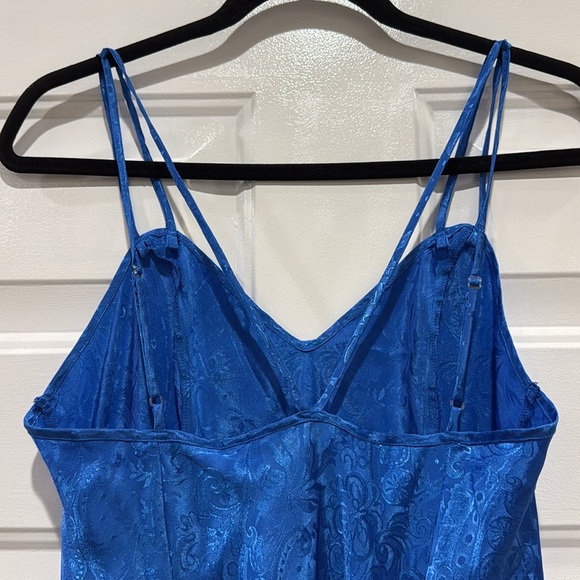 Vintage Victoria Secret Gold Label Floral Brocade Satin Nightie Size Medium - Picture 5 of 8